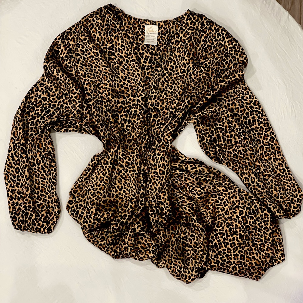 Sophia by Delicates Vintage 90s Leopard nightgown